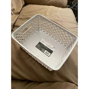 Mainstays Small White Decorative Basket 10 x 7.75 x 4"